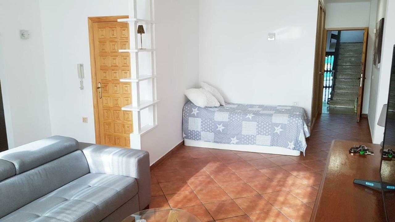 Apartamento Amplio Y Tranquilo Con Vistas ロス・レアレホス エクステリア 写真